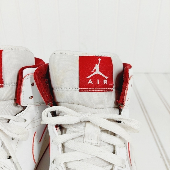 Jordan 1 Retro Metallic Red Hi-Top Lace Up Classic Sneakers I579 main image 5